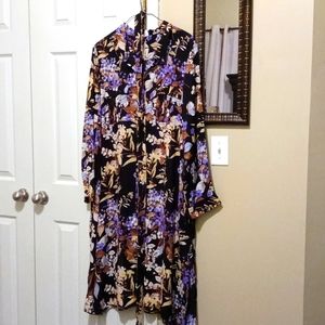 Roamans oversized shirt w/belt and side splits